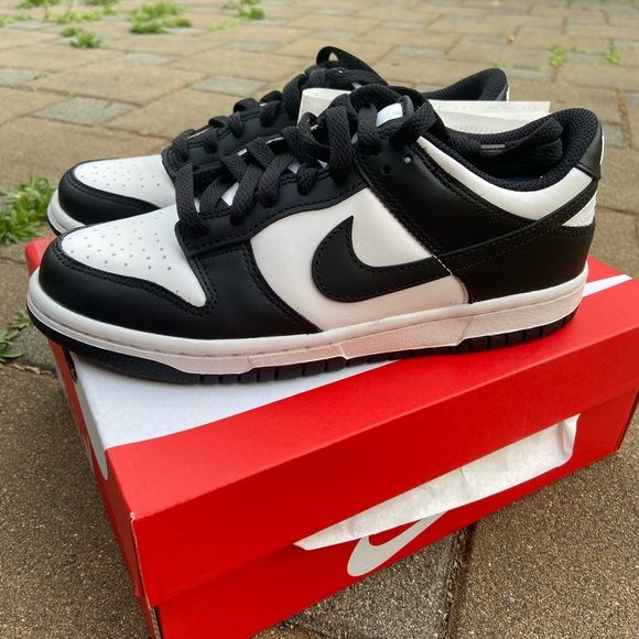 Nike Dunk Low Retro Panda Black/White - Picture 2 of 2